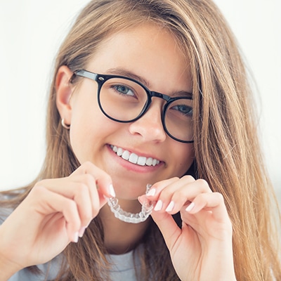 Girl smiling Lakewood Orthodontics in Lee's Summit and Mission, KS